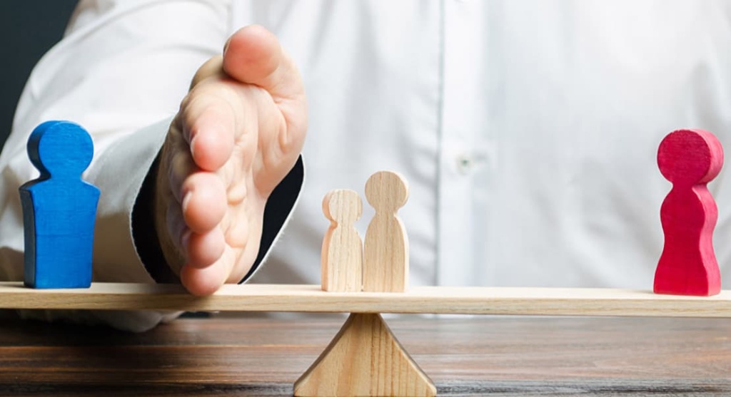 Определение места жительства ребенка в Промышленной